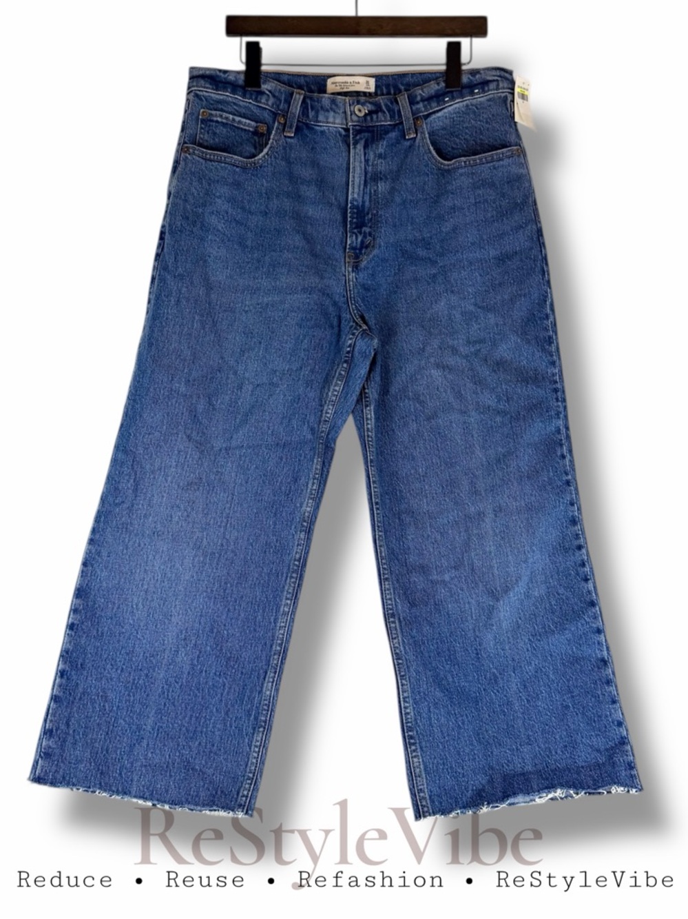 ABERCROMBIE & FITCH Women’s Size 32/14 Denim Jeans Wide Leg Style NWT Stretch